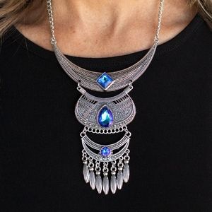Blue iridescent necklace